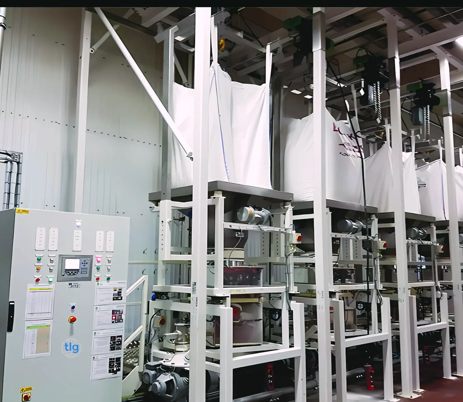 Bulk bag handling safety